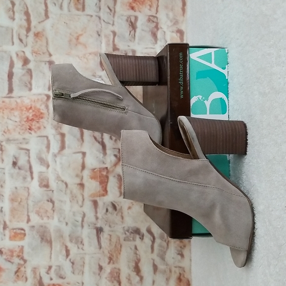 New Diba True Ink Away Side Zip Bootie - Picture 4 of 9